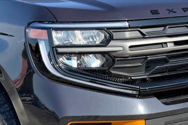 new 2025 Ford Expedition car, priced at $84,690