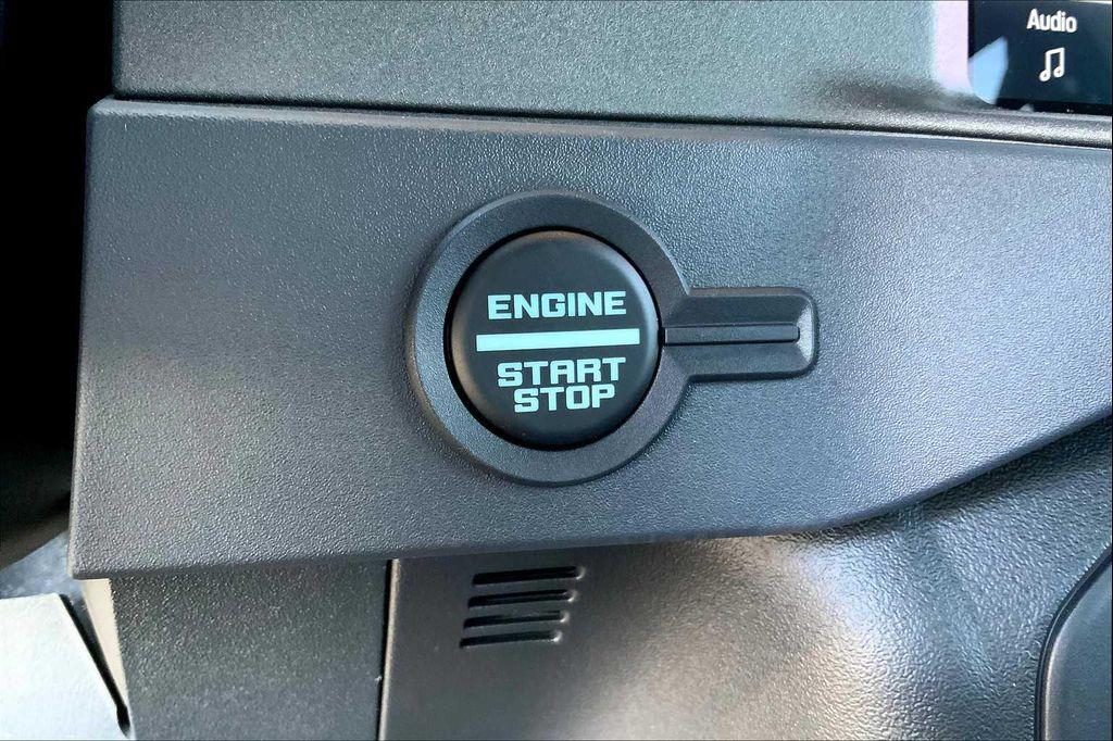 new 2025 Ford Bronco car, priced at $45,608