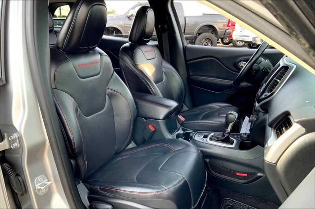 used 2016 Jeep Cherokee car, priced at $11,695