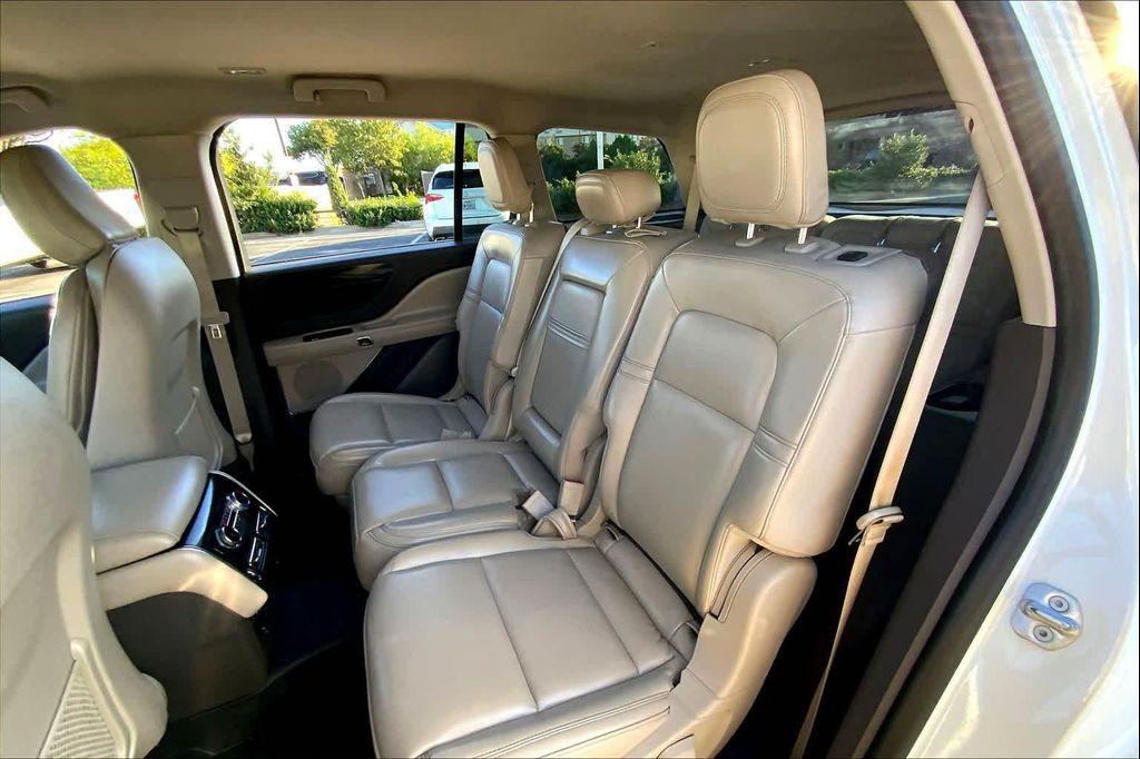 used 2021 Lincoln Aviator car, priced at $26,375