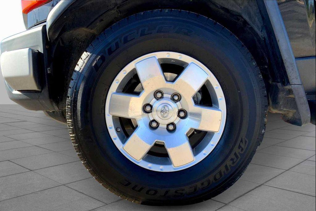 used 2008 Toyota FJ Cruiser car, priced at $15,865