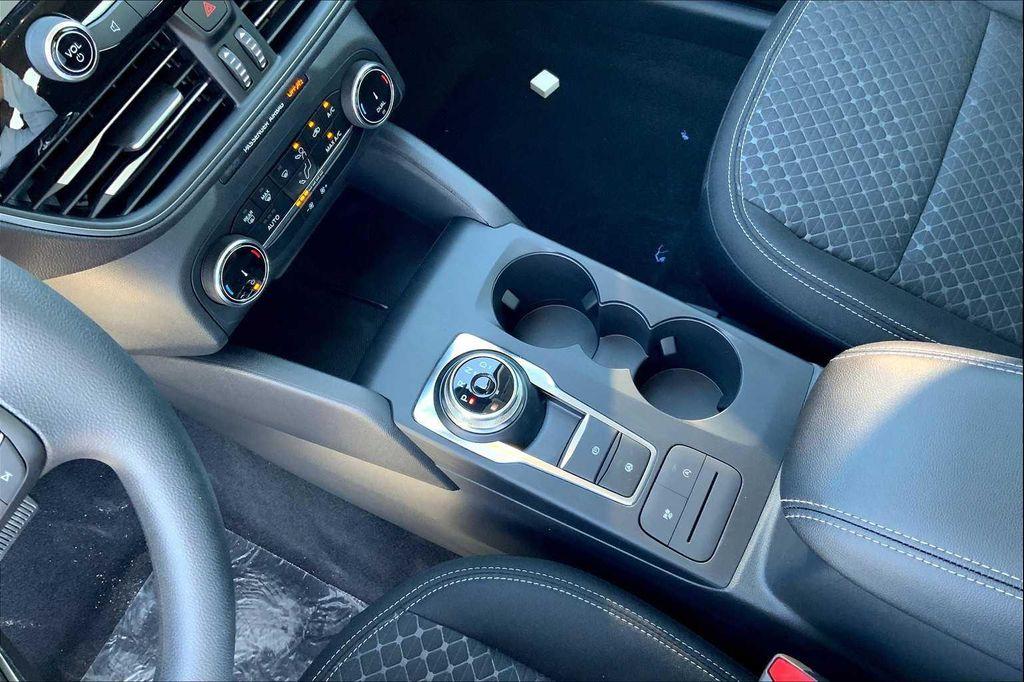 new 2025 Ford Escape car, priced at $30,018