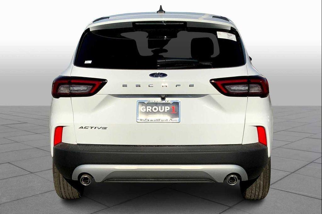 new 2025 Ford Escape car, priced at $30,018