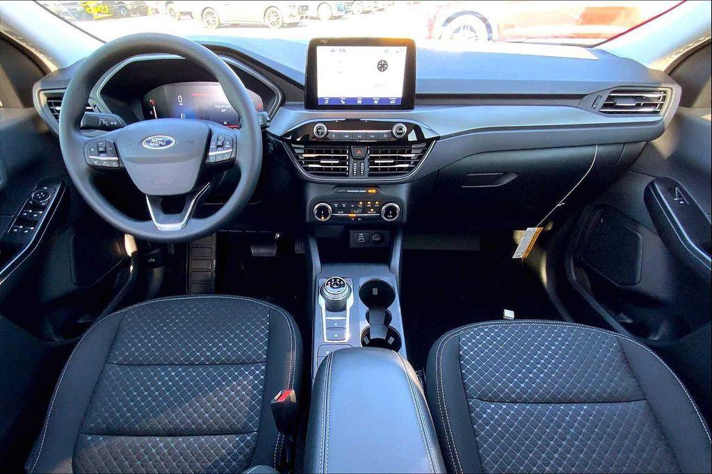 new 2025 Ford Escape car, priced at $30,018