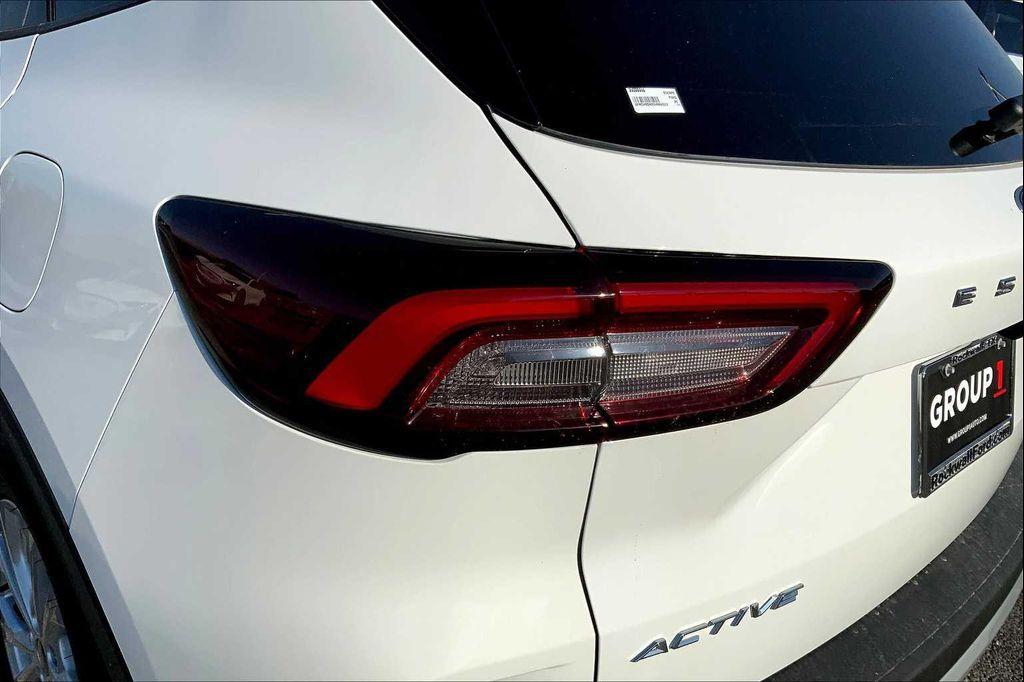 new 2025 Ford Escape car, priced at $30,018