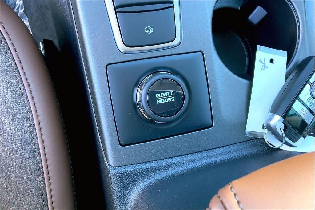 new 2025 Ford Bronco Sport car, priced at $37,688