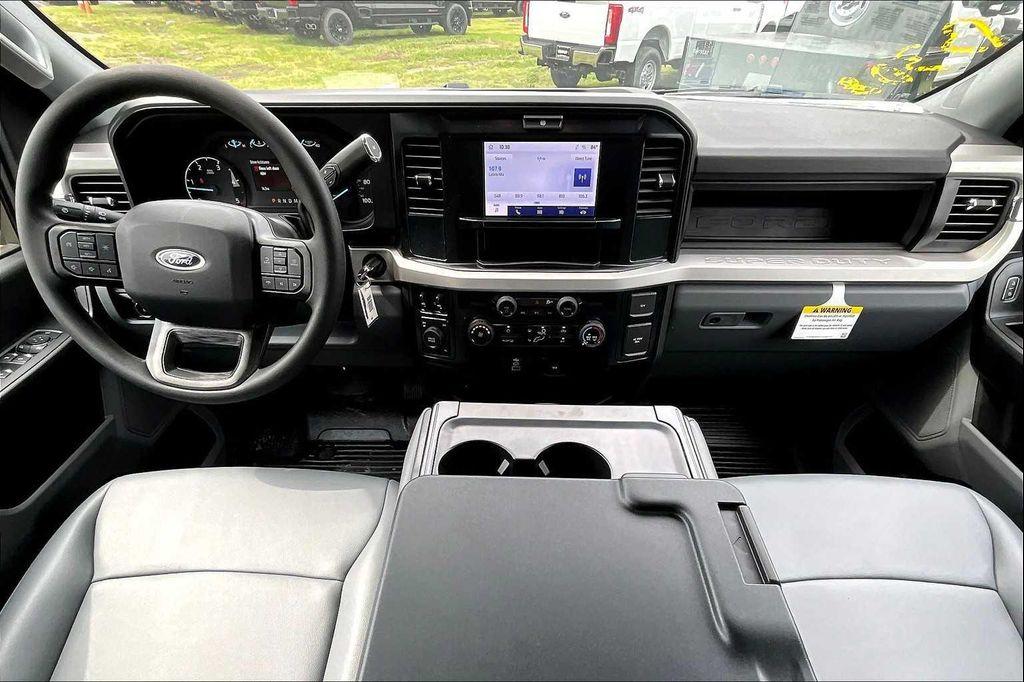 new 2025 Ford F-350 car, priced at $67,853