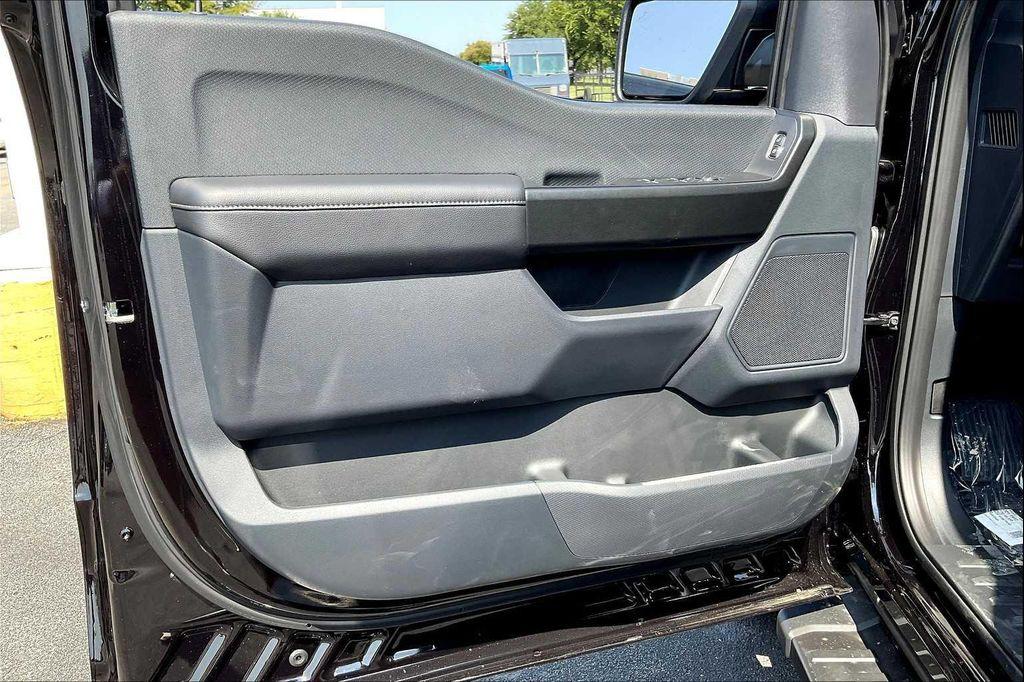 new 2025 Ford F-150 car, priced at $46,348