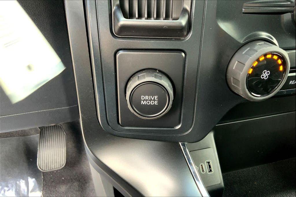 new 2025 Ford F-150 car, priced at $48,480