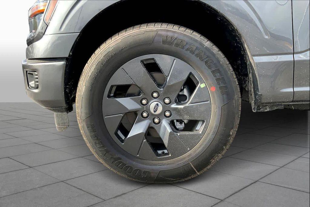 new 2025 Ford F-150 car, priced at $48,480
