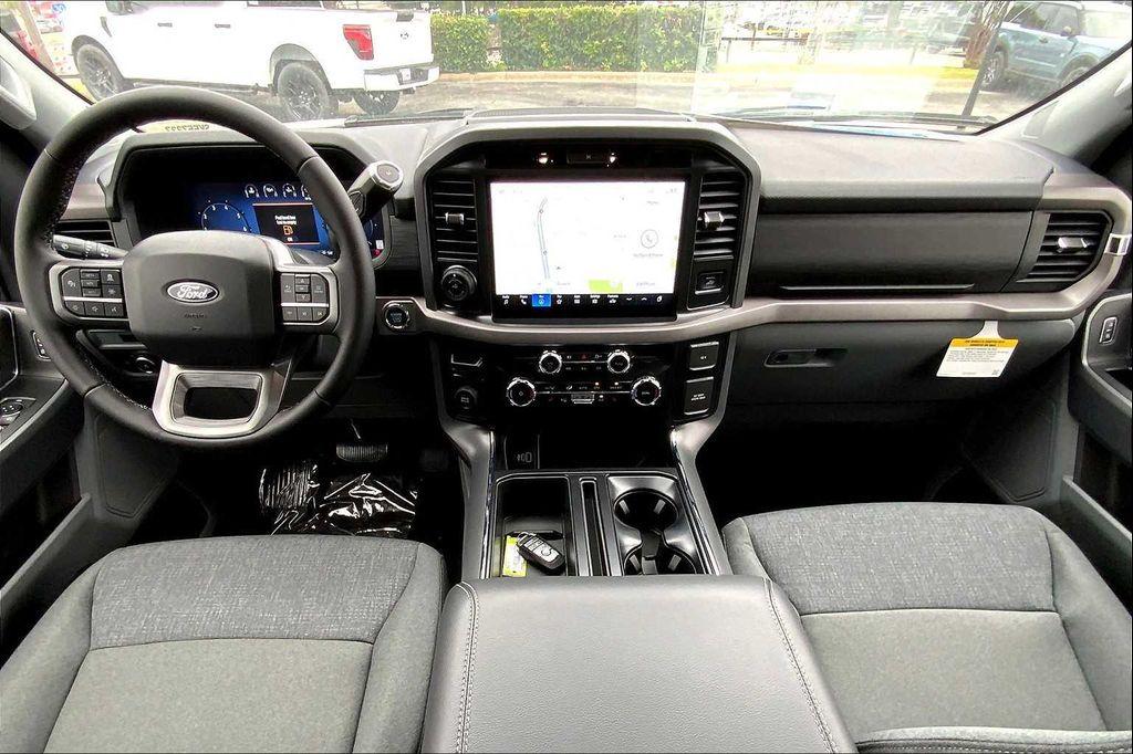new 2025 Ford F-150 car, priced at $50,914