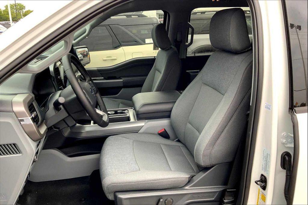 new 2025 Ford F-150 car, priced at $50,914