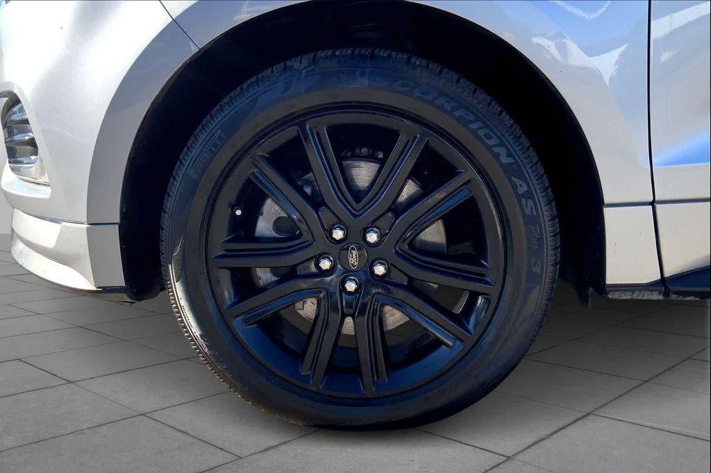 used 2021 Ford Edge car, priced at $18,991