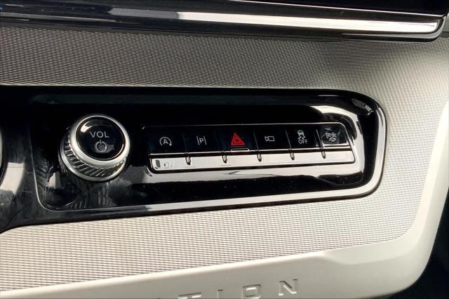 new 2025 Ford Expedition car, priced at $69,465