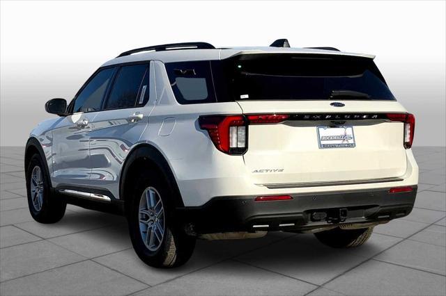 new 2025 Ford Explorer car, priced at $40,014