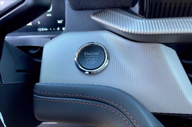 new 2025 Ford Explorer car, priced at $40,014