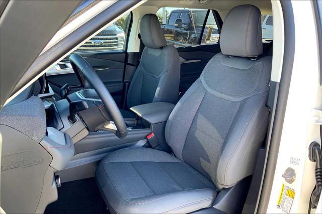 new 2025 Ford Explorer car, priced at $40,014