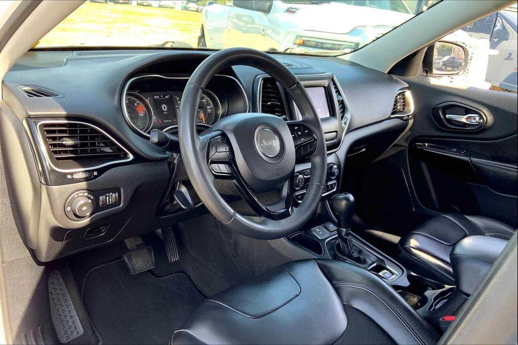 used 2020 Jeep Cherokee car, priced at $16,656