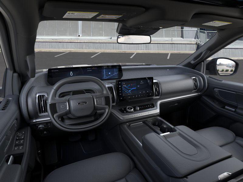 new 2025 Ford Expedition car, priced at $81,075