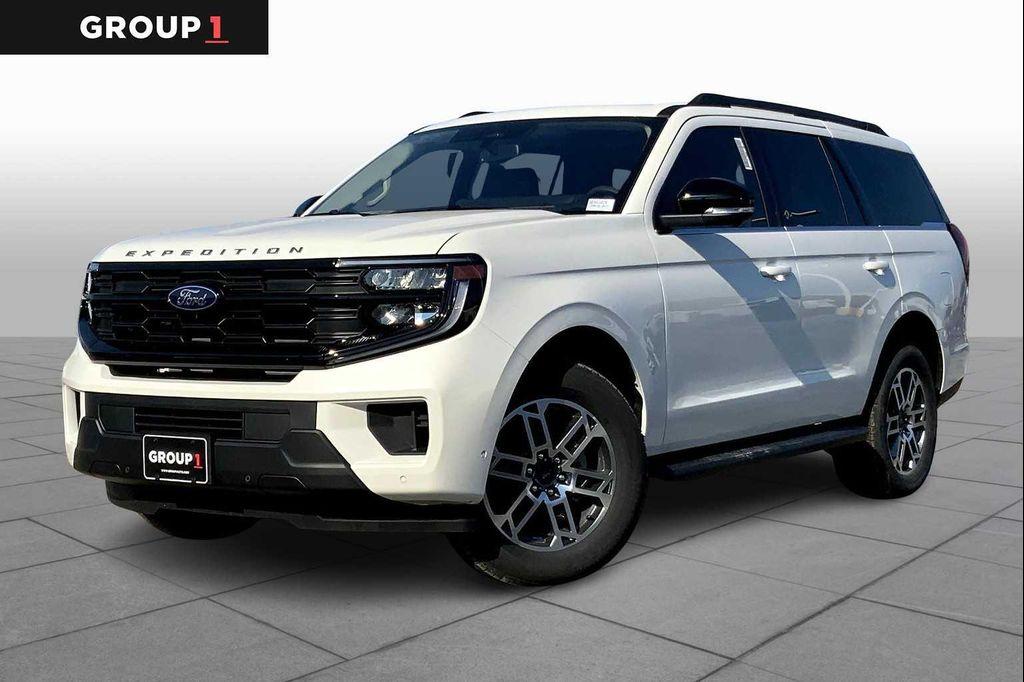 new 2025 Ford Expedition car, priced at $70,835
