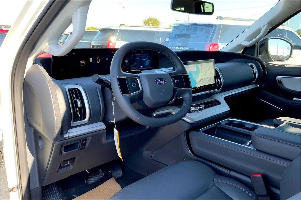 new 2025 Ford Expedition car, priced at $70,835