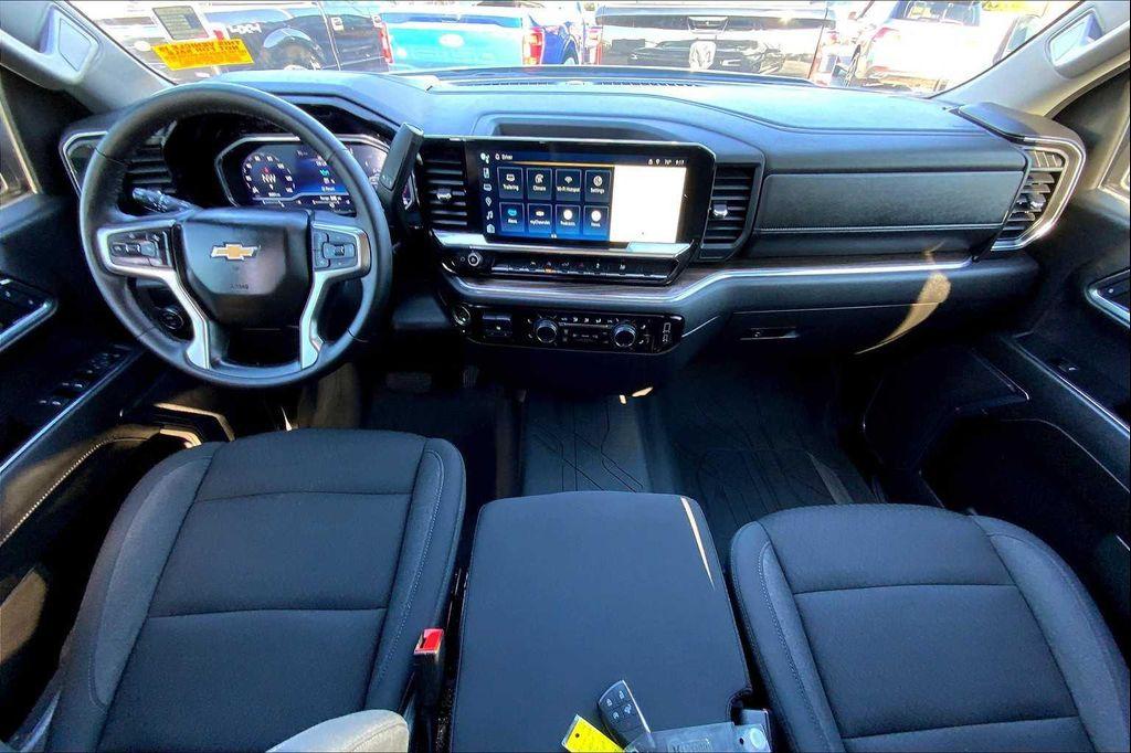 used 2024 Chevrolet Silverado 1500 car, priced at $34,725