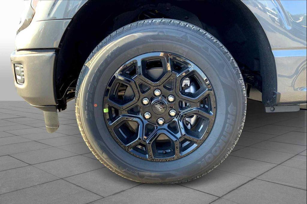 new 2025 Ford F-150 car, priced at $43,366