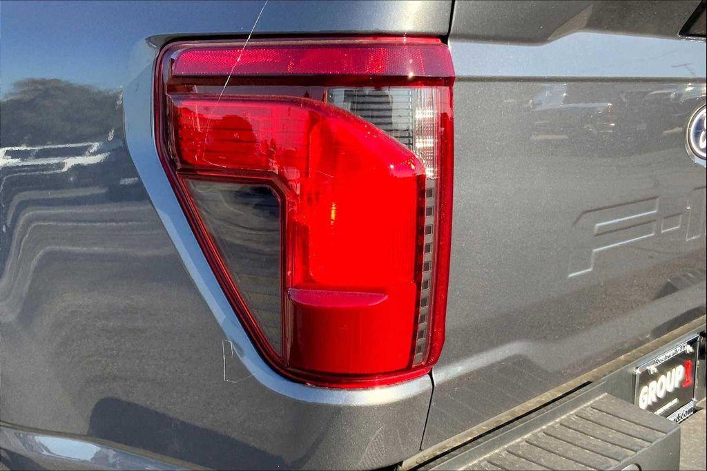 new 2025 Ford F-150 car, priced at $43,366