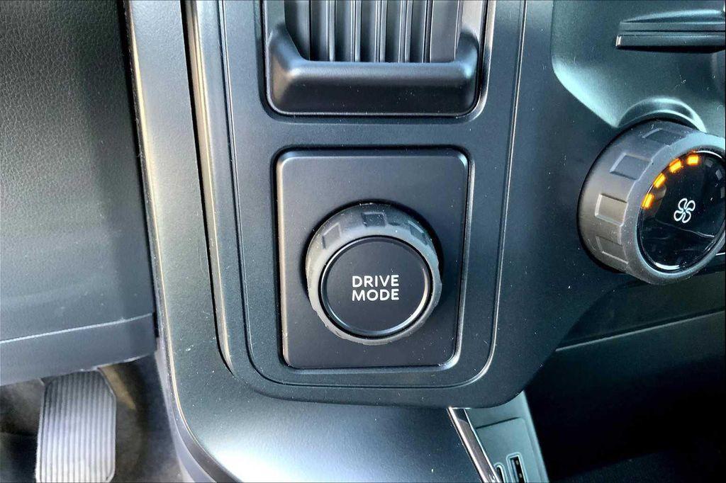 new 2025 Ford F-150 car, priced at $43,366