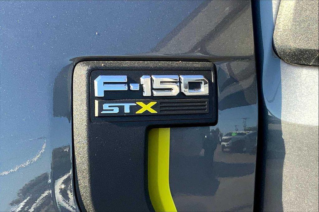 new 2025 Ford F-150 car, priced at $43,366