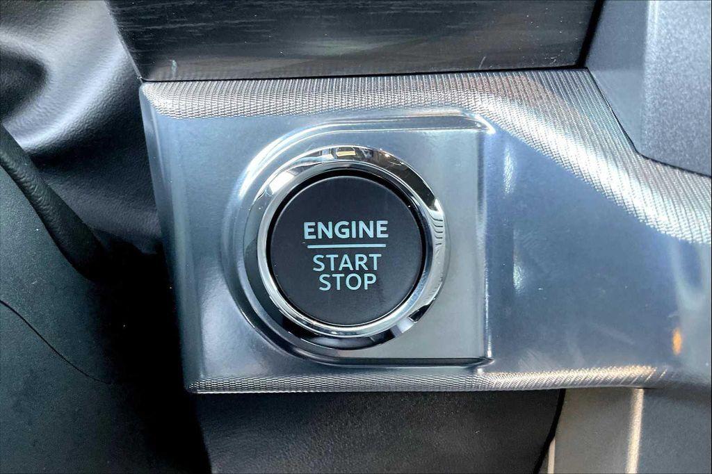 new 2025 Ford F-150 car, priced at $62,545