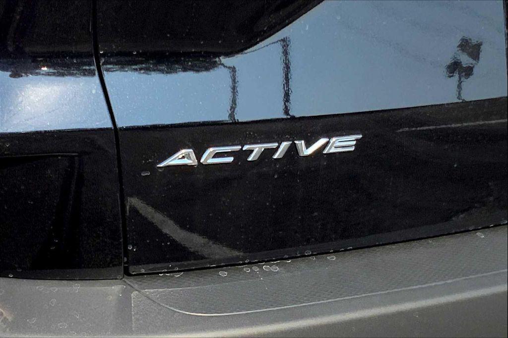 new 2025 Ford Escape car, priced at $30,018