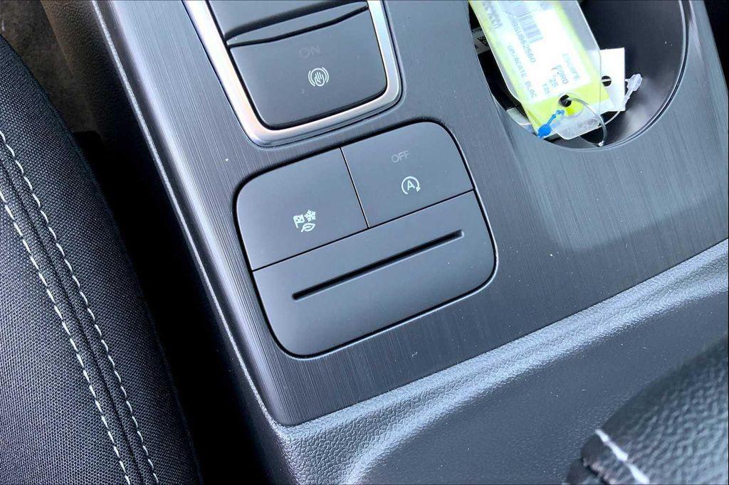 new 2025 Ford Escape car, priced at $30,018