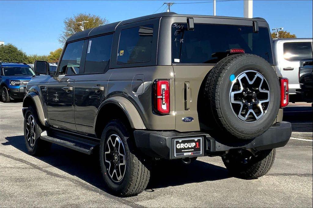 new 2025 Ford Bronco car, priced at $52,620