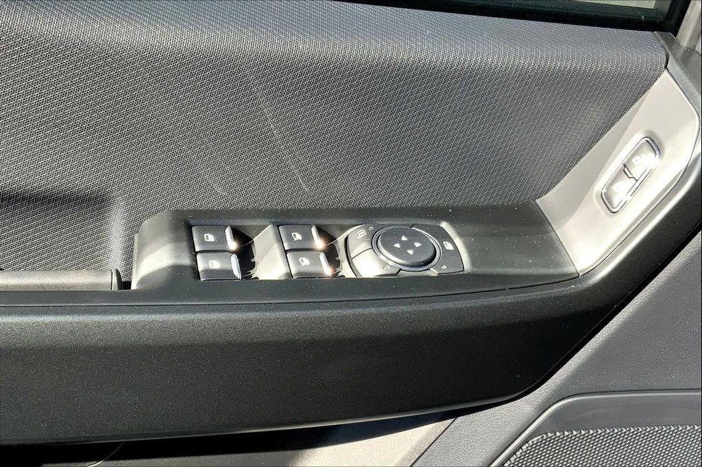 new 2025 Ford F-150 car, priced at $45,132