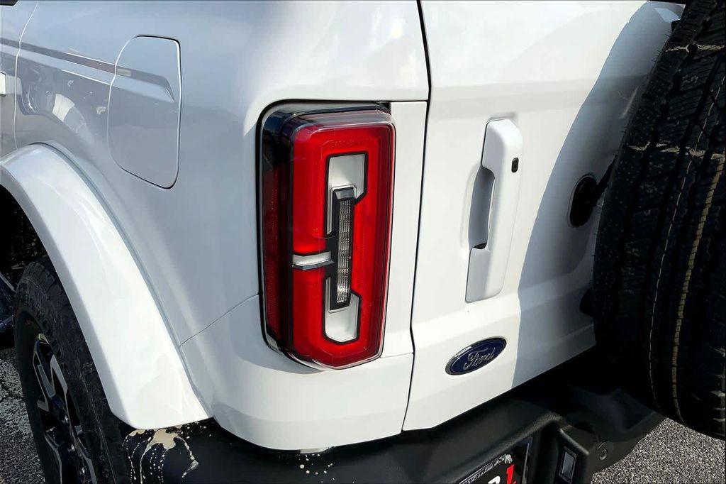 new 2025 Ford Bronco car, priced at $52,225