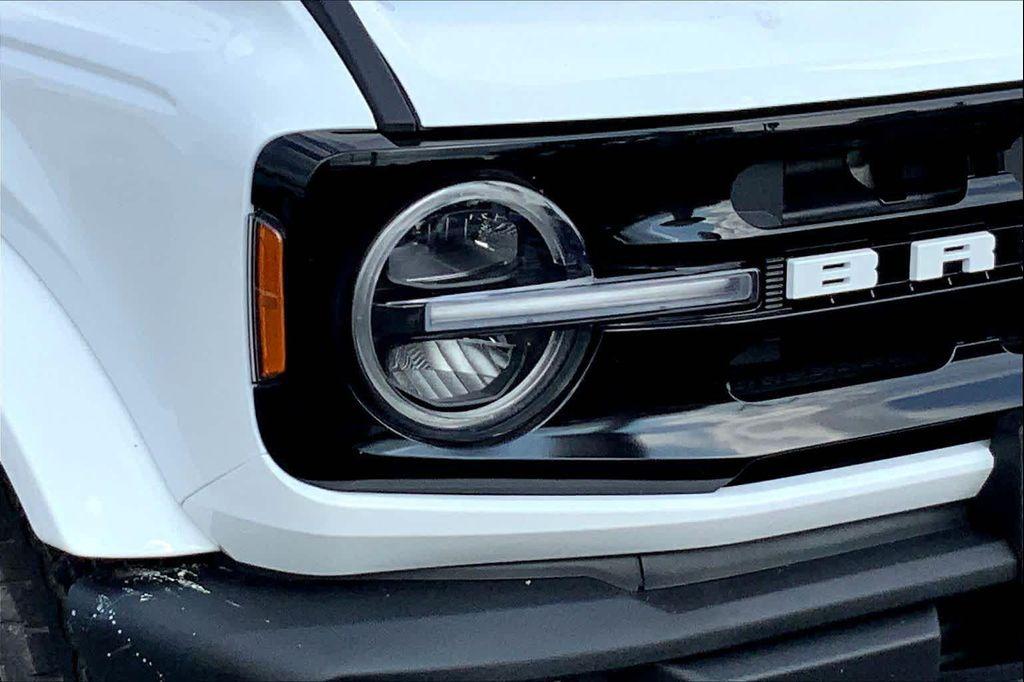 new 2025 Ford Bronco car, priced at $52,225