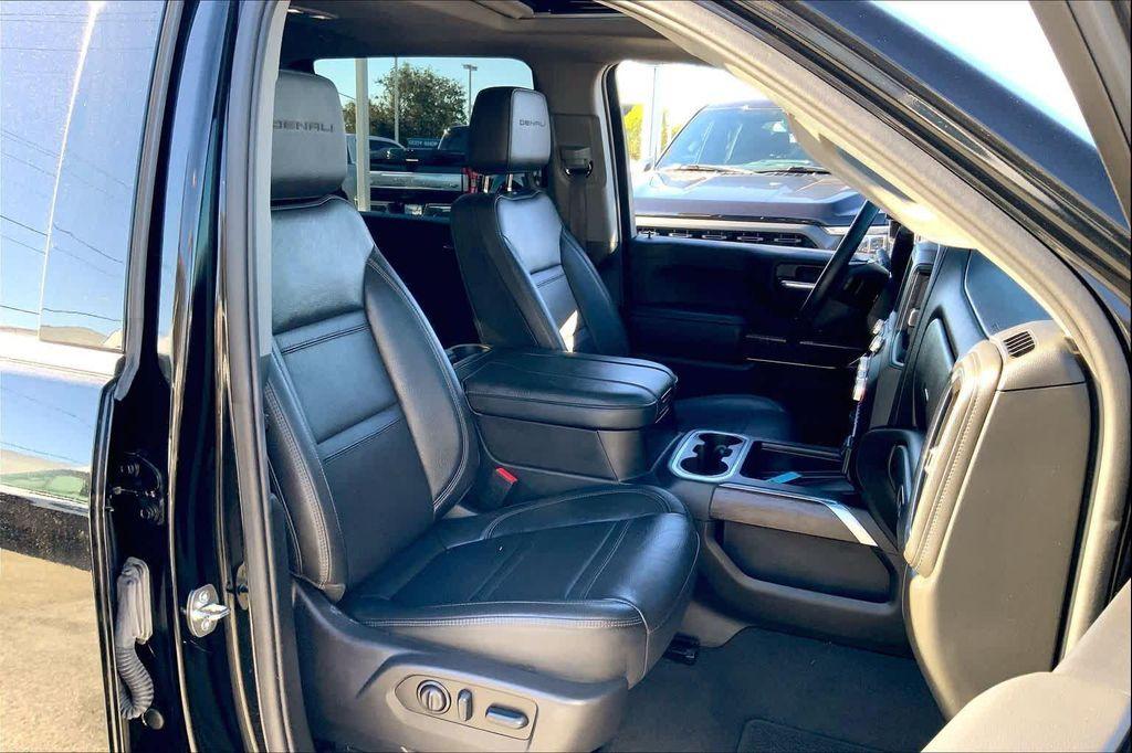 used 2023 GMC Sierra 2500 car, priced at $58,899