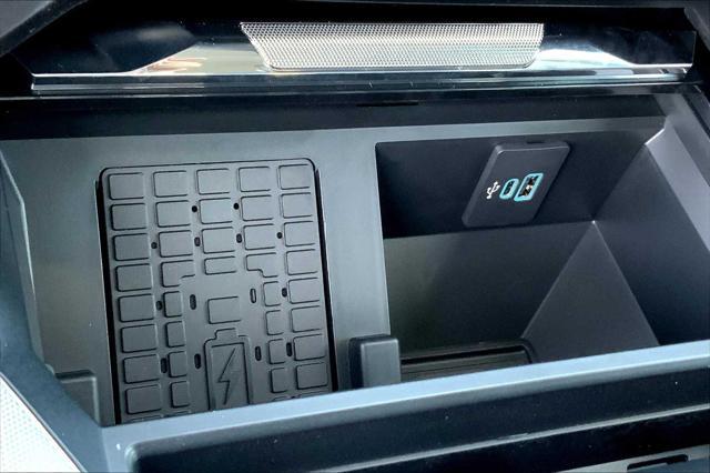 new 2025 Ford F-250 car, priced at $80,340