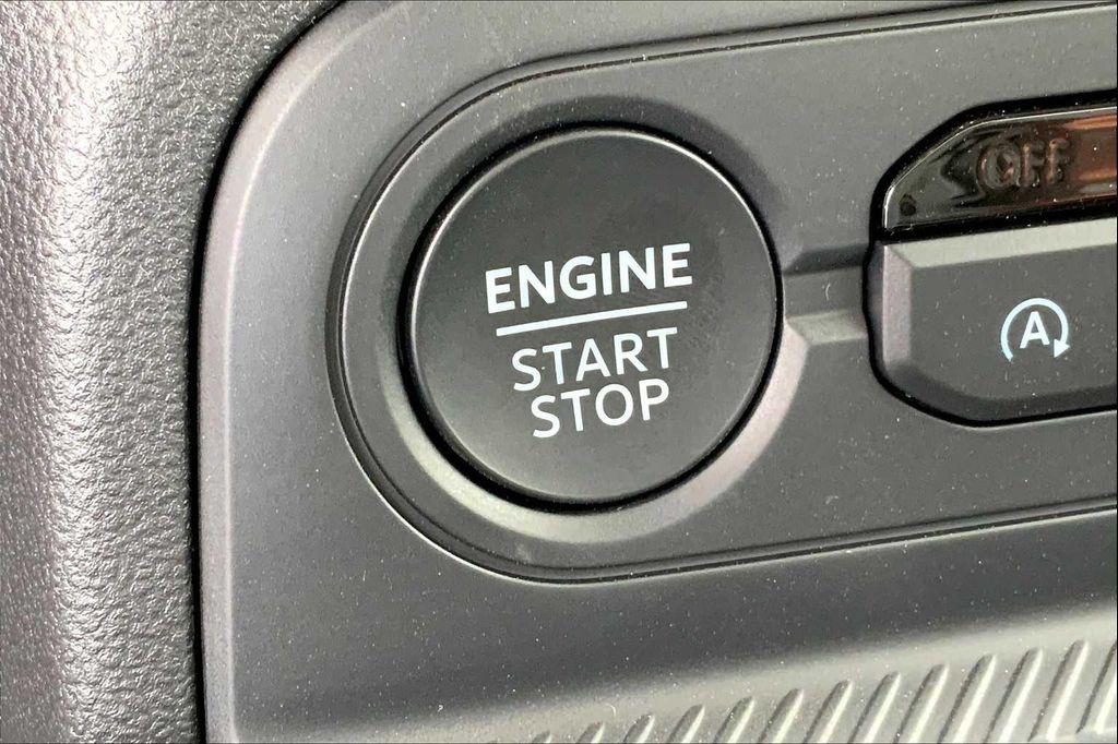 new 2025 Ford Bronco Sport car, priced at $36,055