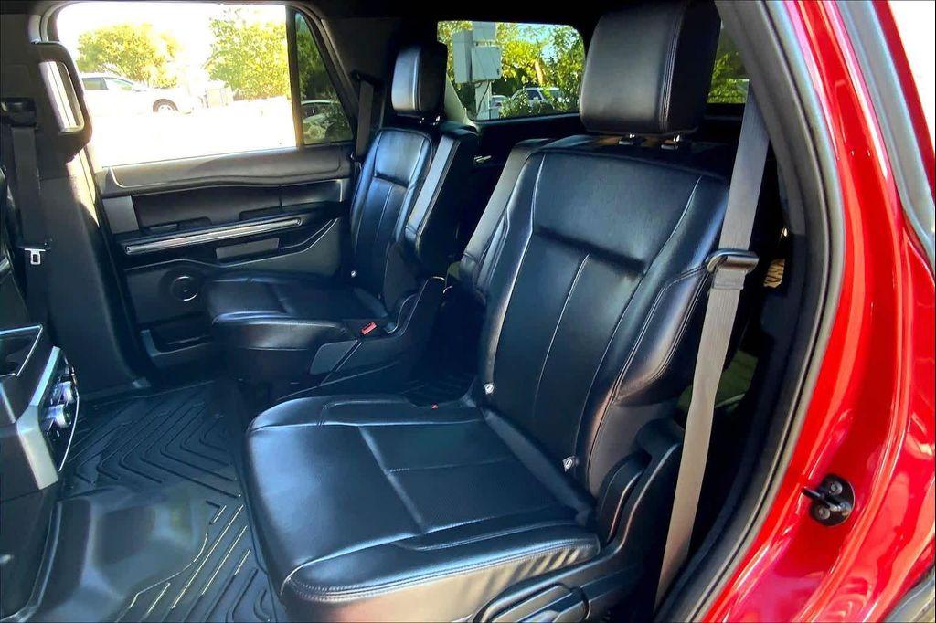 used 2021 Ford Expedition car, priced at $39,989