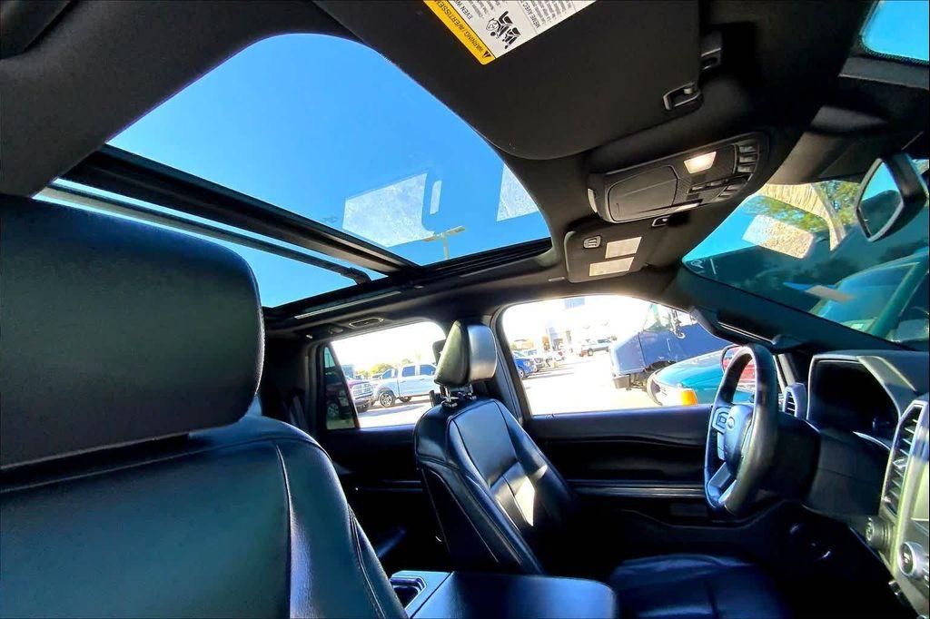 used 2021 Ford Expedition car, priced at $39,989