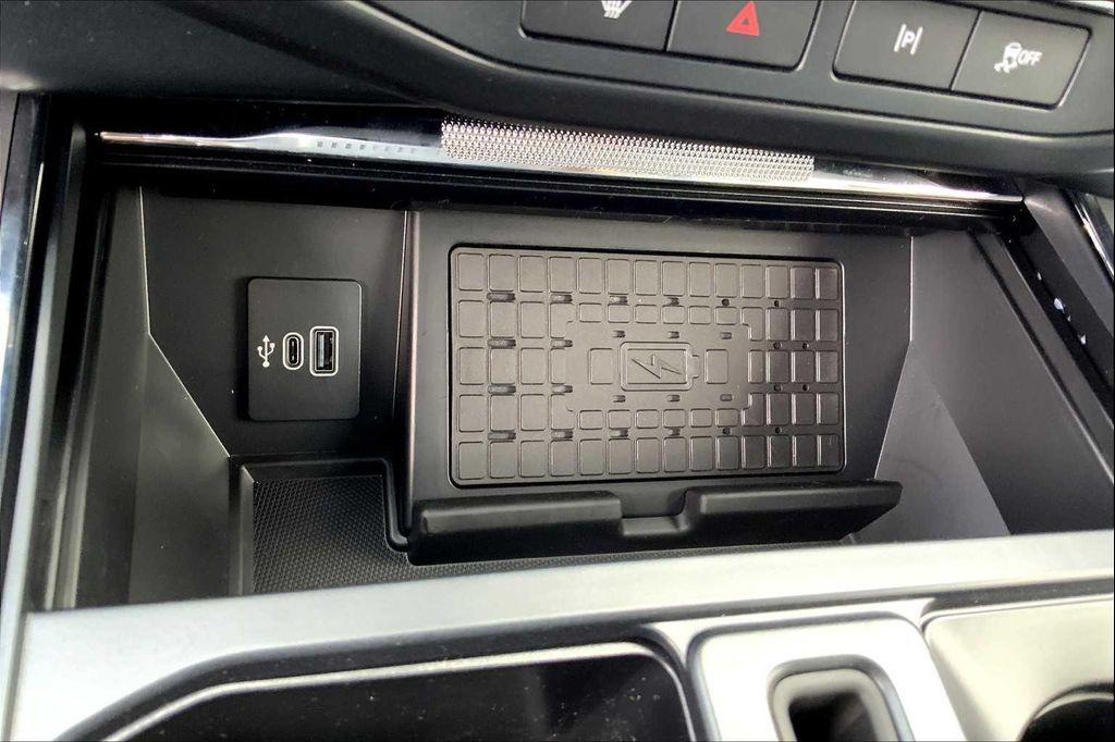 new 2025 Ford F-150 Lightning car, priced at $65,661