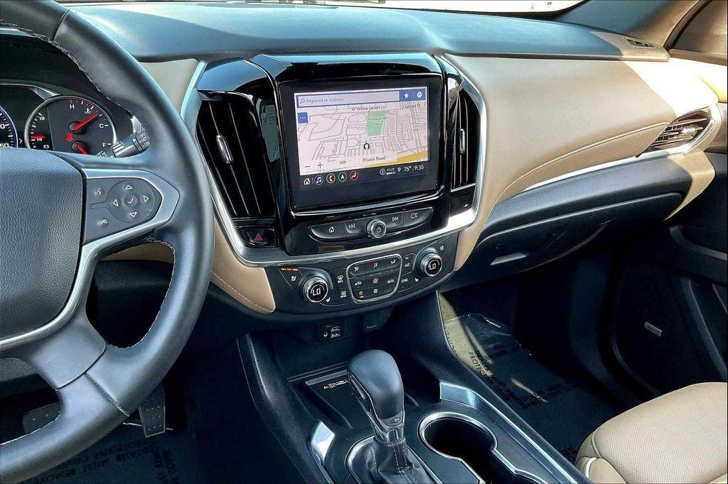 used 2023 Chevrolet Traverse car, priced at $34,987