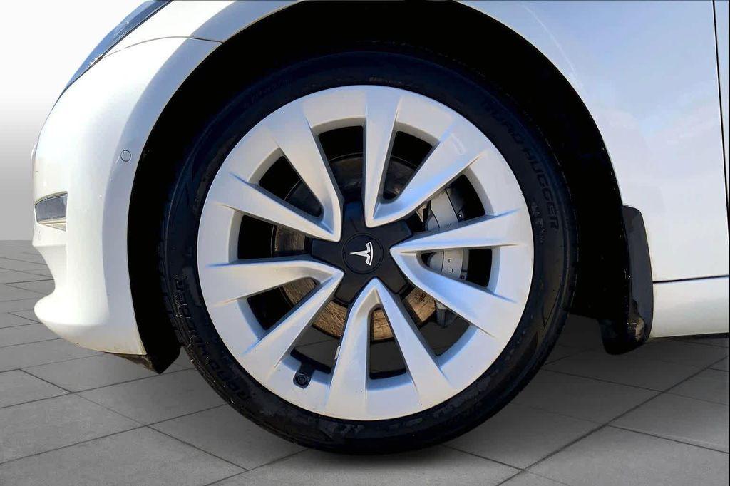 used 2021 Tesla Model 3 car, priced at $22,599
