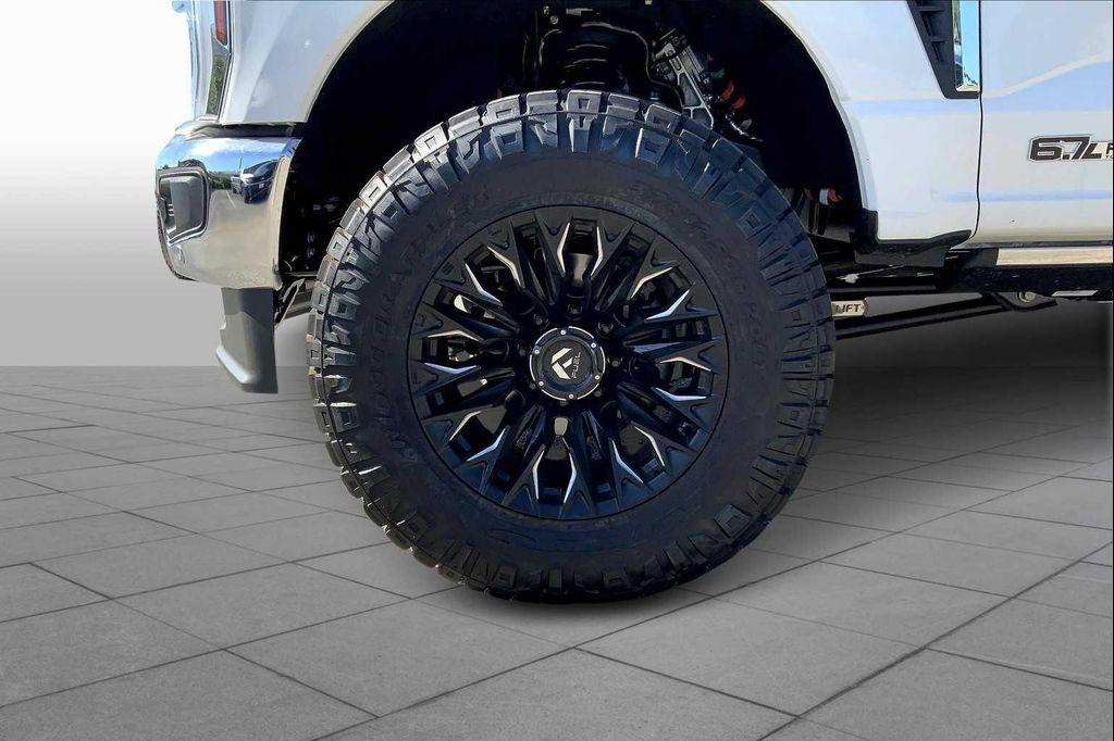 new 2025 Ford F-250 car, priced at $96,672