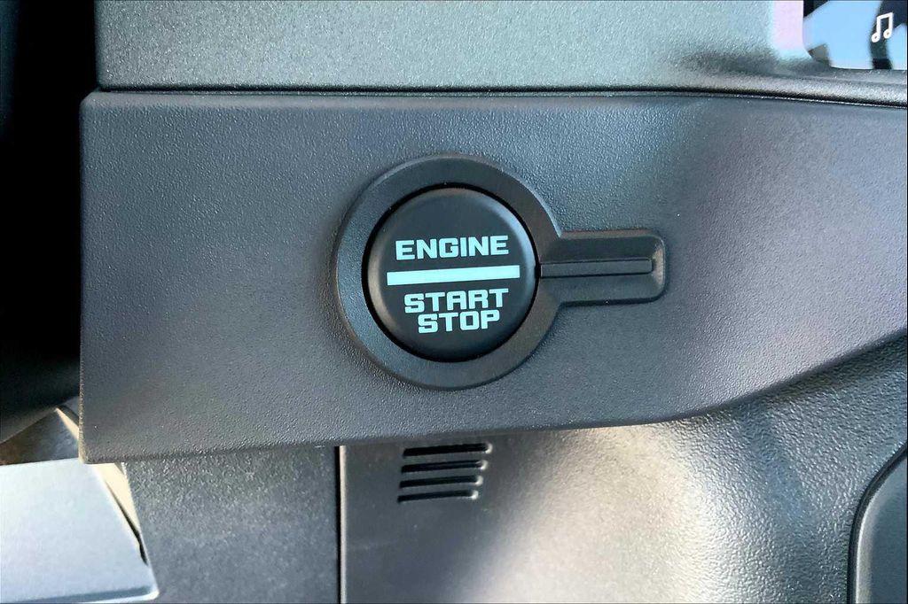 new 2025 Ford Bronco car, priced at $44,839