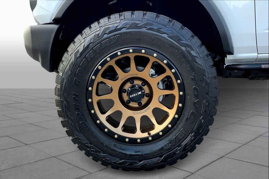 new 2025 Ford Bronco car, priced at $59,995