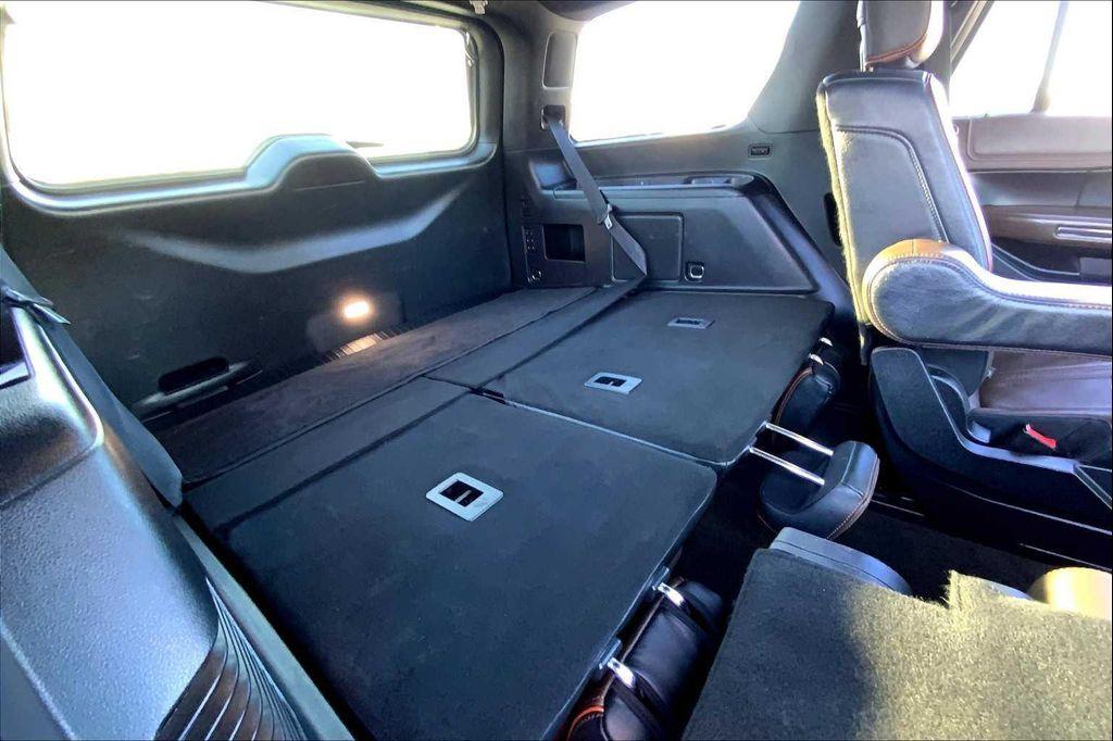 used 2020 Ford Expedition car, priced at $34,148