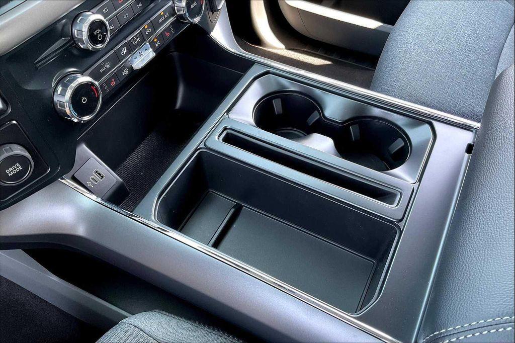new 2025 Ford F-150 car, priced at $50,300